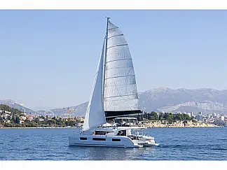 Lagoon 51 (2025) - External image