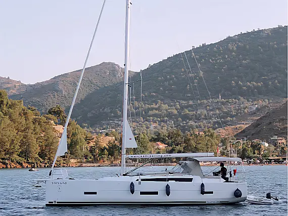 Dufour 430