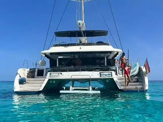 Lagoon 620