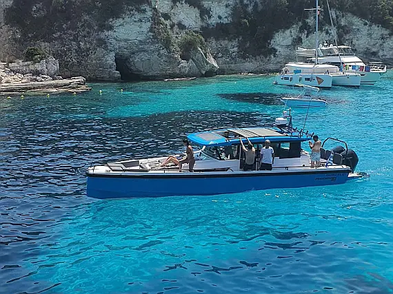 Axopar 37 Sun Top (1 cabin)