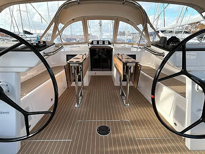 Bavaria C46 - 