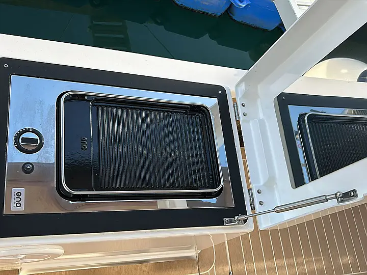 Bavaria C46 - 