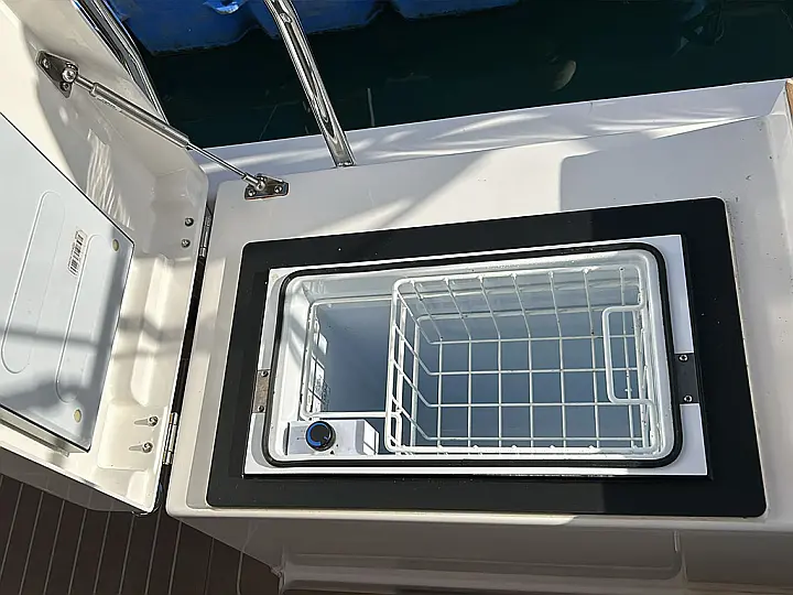 Bavaria C46 - 
