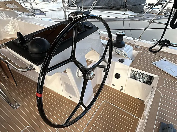 Bavaria C46 - 