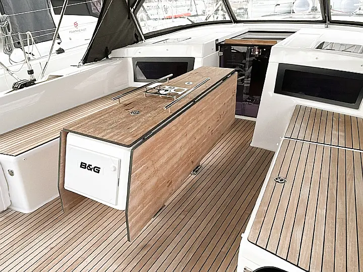 Dufour 470 - 