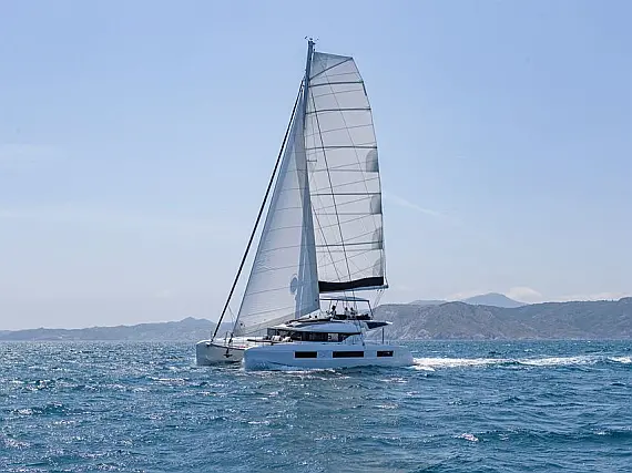 Lagoon 51