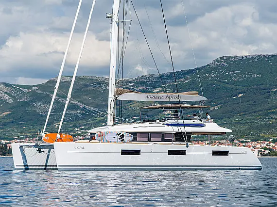 Lagoon 620 