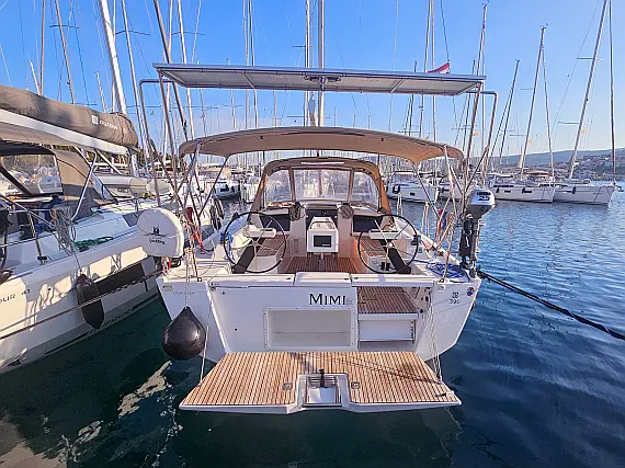 Dufour 390 Grand Large