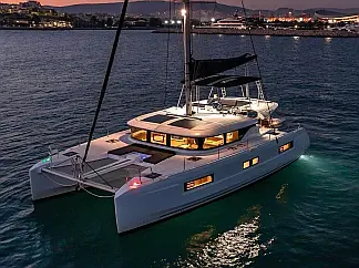 Lagoon 46 - External image