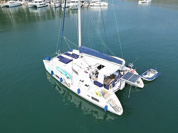 Lagoon 410 S2