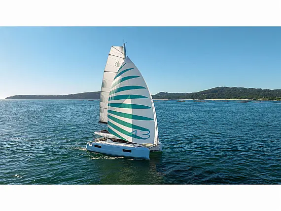 Lagoon 43 