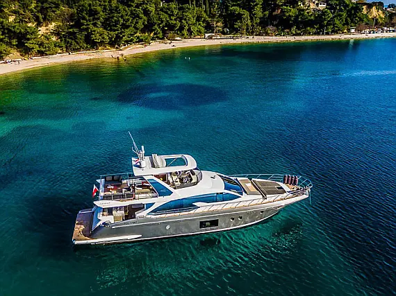 Azimut 66 Fly - Immagine esterna