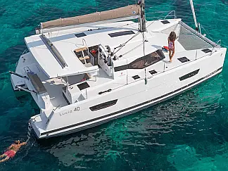 FOUTAINE PAJOT Lucia 40 - [External image]