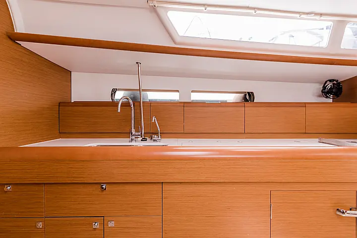 Sun Odyssey 479 - 