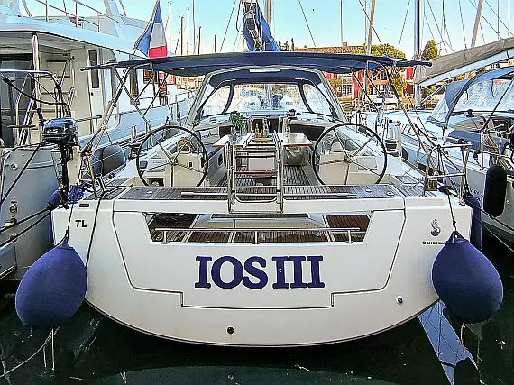 Oceanis 48