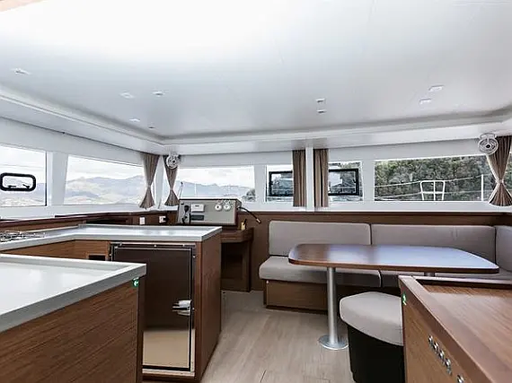 Lagoon 450  Flybridge - Immagine interna