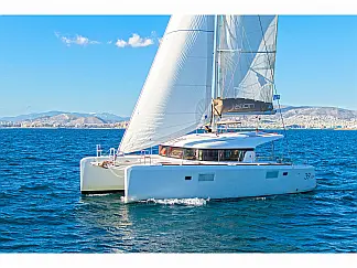 Lagoon 39 - External image