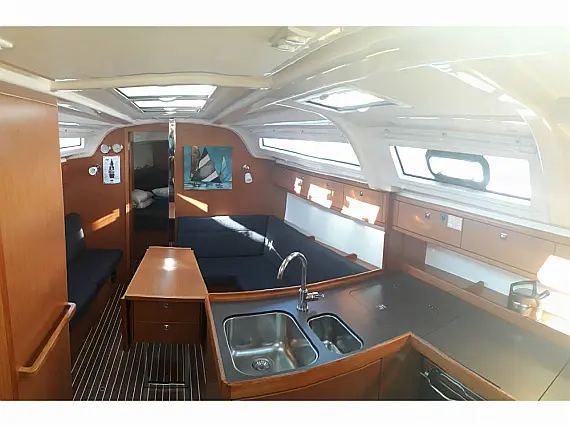 Bavaria 41 Cruiser - Internal image
