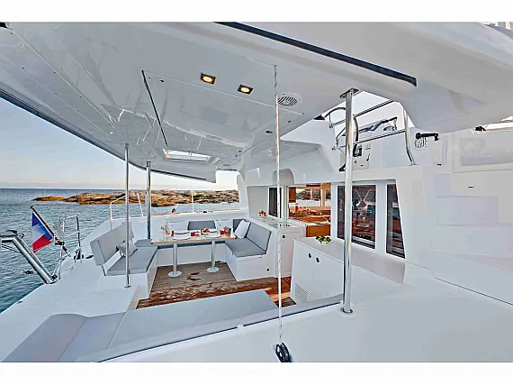 Lagoon 450 Fly