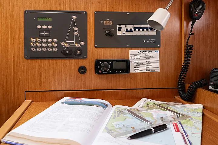 Bavaria Cruiser 37 - 