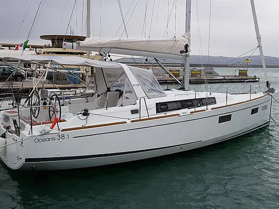 Oceanis 38.1