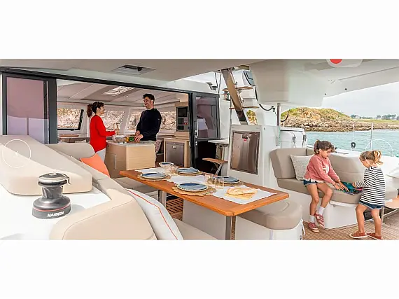 FP 41 - [Internal image]