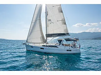 Oceanis 41.1 - External image