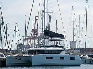 Lagoon 46 OWNERS - [External image]