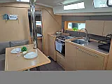 Oceanis 38 - Internal image