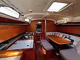 Beneteau 43 - Internal image