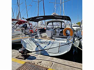 Oceanis 46.1 - External image