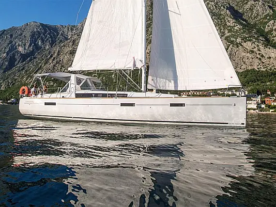 Oceanis 45, 3 cabins
