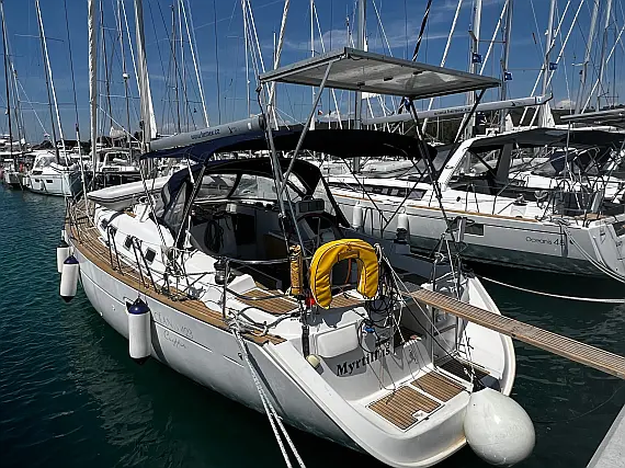 Oceanis 423 M - Immagine esterna