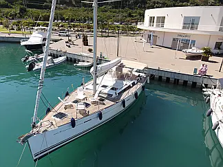 Dufour 525 Grand Large - External image