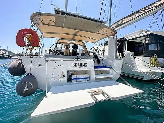 Dufour 430