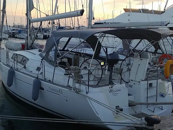Oceanis 43