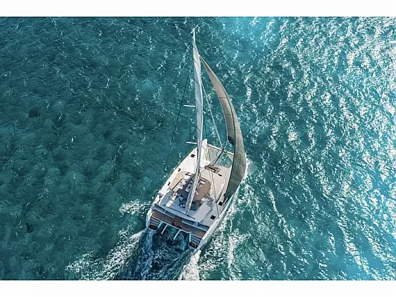 Lagoon 52 - 6 Cabin