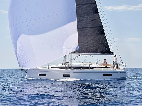 Bavaria C38