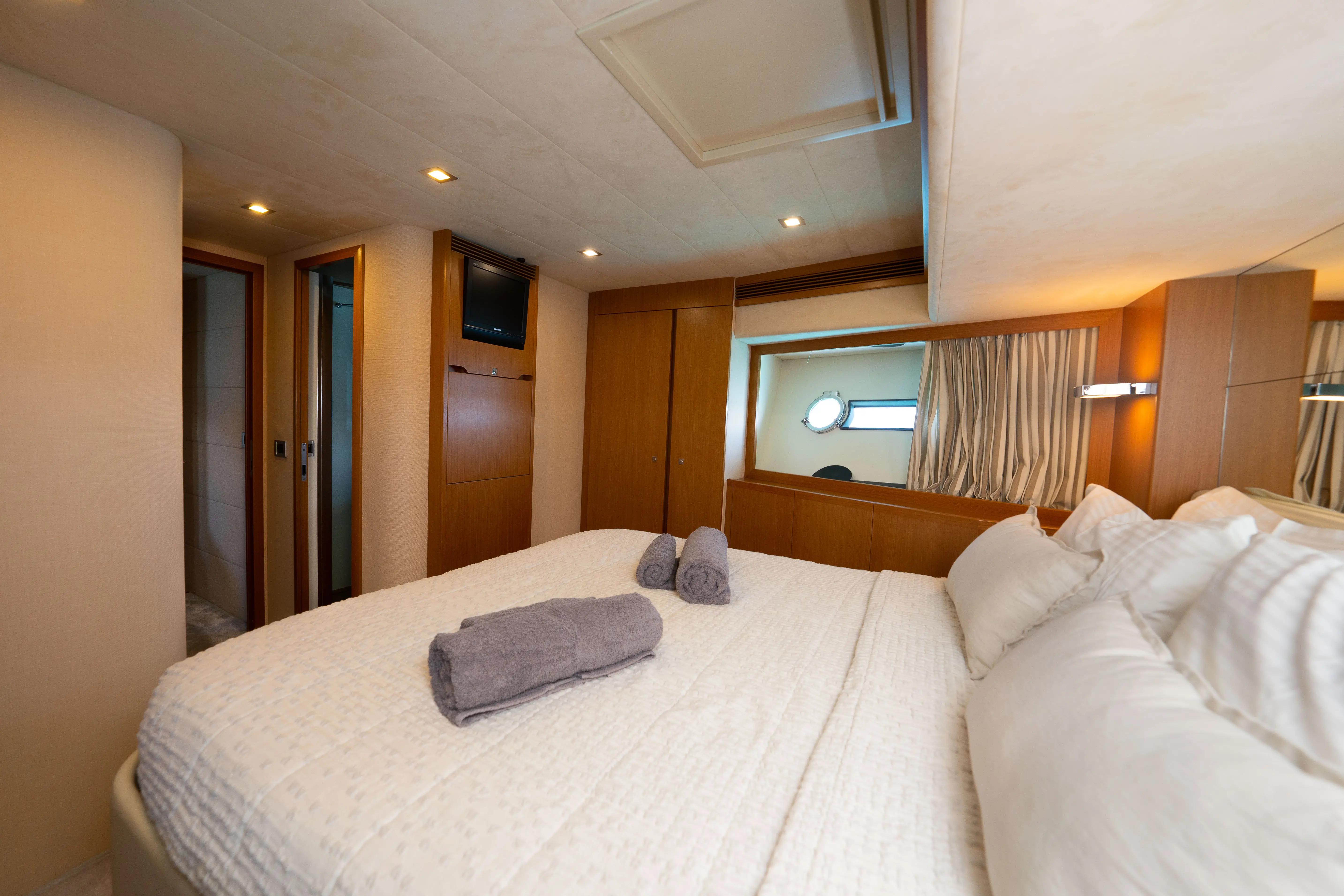 Ferretti 780 Motor Yacht