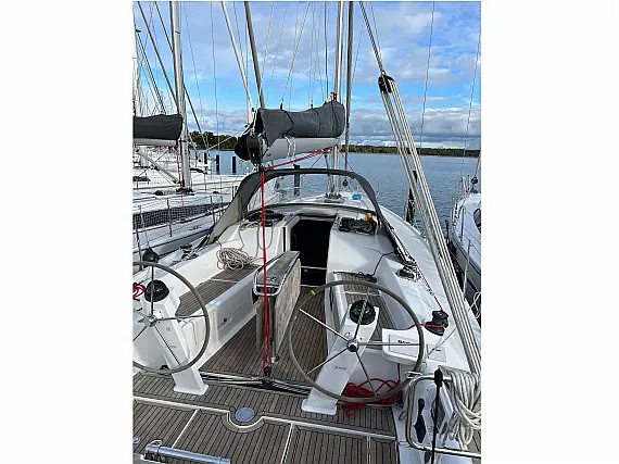 Hanse 418
