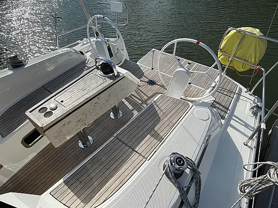 Bavaria Cruiser 34