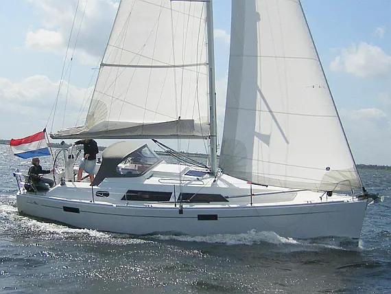 Hanse 320