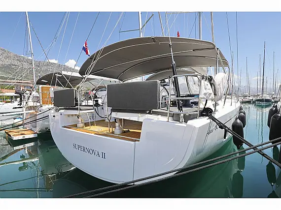 Hanse 548 - Immagine esterna