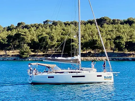 Sun Odyssey 410 - Immagine esterna