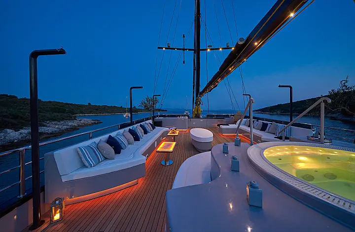 Luxury Sailing Yacht Rara Avis - 