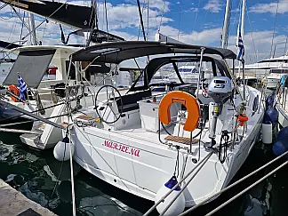 Oceanis 40.1 - External image