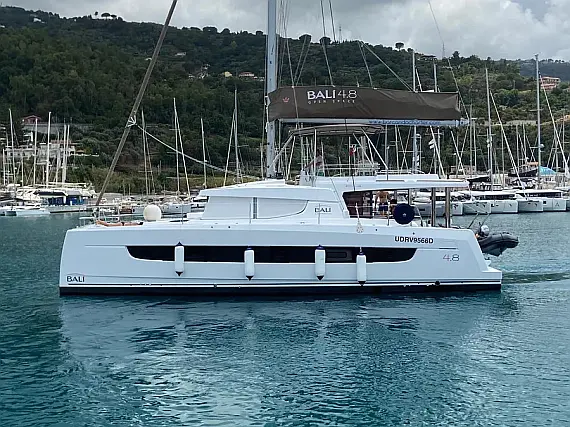 Bali 4.8 Anna