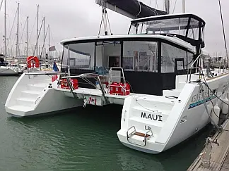 Lagoon 450 SporTop - External image