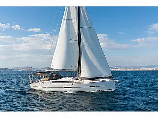 Dufour 460 Grand Large - External image