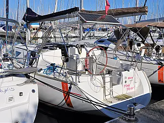 Sun Odyssey 37 - External image